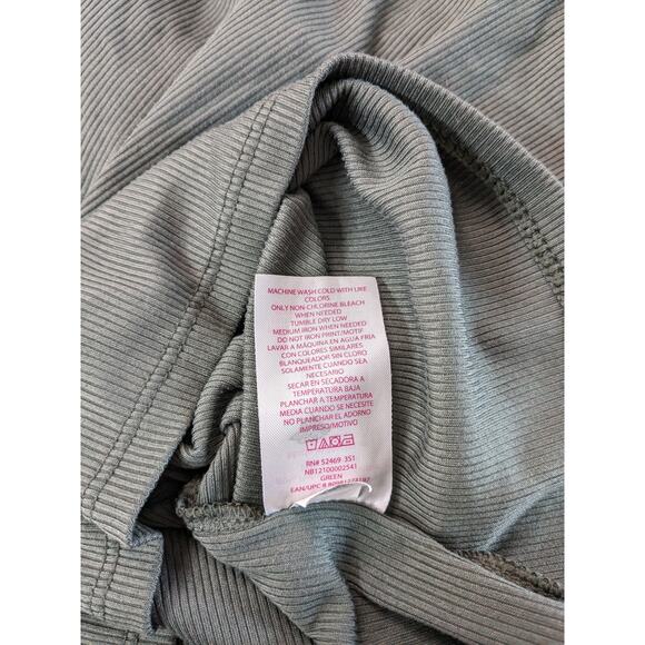 No Boundaries Camisole XS Gray Juniors Scoop Sleeveless Academia Staple Preppy‎ - Picture 5 of 8